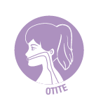 Lutter naturellement contre l’otite avec les huiles essentielles
Votre enfant ressent de vives douleurs à l’oreille ? Il se peut qu’il souffre d’une otite. Très douloureuse, l’otite est une inflammation de l’oreille, située le plus souvent au niveau de la cavité du tympan. Très fréquente chez les enfants de moins de cinq ans, elle peut concerner une oreille ou bien les deux.
Il existe différents types d’otites. Voici un petit tour d’horizon pour vous y retrouver :
L’otite moyenne aigüe (OMA) : c’est une inflammation située en arrière du tympan, causée le plus souvent par une infection bactérienne. Elle ne s’attrape pas par l’oreille externe, mais résulte fréquemment d’autres maladies comme la rhinopharyngite ou l’angine. Elle touche principalement les enfants et s’accompagne souvent de troubles digestifs, comme de la diarrhée ou des vomissements, de conjonctivite, de fièvre et d’un mal-être général.
L’otite séreuse : c’est une inflammation, caractérisée par la présence d’un écoulement non infecté derrière le tympan. Elle n’est pas douloureuse mais il ne faut pas la prendre à la légère car elle entraine une baisse importante de l’audition. On la dépiste via un examen ORL régulier.
L’otite externe : c’est une inflammation du conduit auditif externe, qui peut être due à une infection virale, un grattage, des baignades à répétition… elle concerne souvent les adultes.
Soulager une otite avec les huiles essentielles
Prenez rendez-vous avec votre médecin ou ORL afin de définir quel type d’otite vous fait souffrir ou provoque de vive douleurs à votre enfant. Une otite guérit en général en quelques jours, mais un examen du tympan est nécessaire pour éviter toute complication. Et, on ne soignera pas chaque otite de la même façon !
Attention : n’introduisez jamais d’huiles essentielles à l’intérieur de l’oreille, appliquez-les uniquement sur le pourtour et diluées au préalable dans une huile végétale.
En cas d’otite moyenne aigüe, on fera appel aux huiles essentielles d’Eucalyptus radié, Eucalyptus staegeriana, Tea tree, Lavande, Niaouli, Ravintsara, Thym à linalol.
En cas d’otite séreuse, pensez aux huiles essentielles d’Eucalyptus staegeriana, Camomille allemande ou Katafray.
Conseil aroma : appliquez par exemple deux gouttes d’huile essentielle de Niaouli ou Thym à linalol, diluées dans un peu d’huile végétale, sur le pourtour externe de l’oreille.
Voici quelques recettes d’aromathérapie reconnues tirées d’ouvrages de référence de synergies d’huiles essentielles pour vous aider à soigner une otite avec les huiles essentielles :
Otite