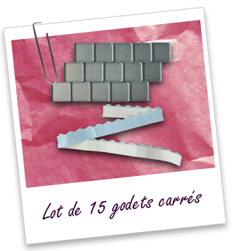 Matériel de compactage : lot de 15 godets carrés Aroma-Zone Matériel de compactage : lot de 15 godets carrés Aroma-Zone