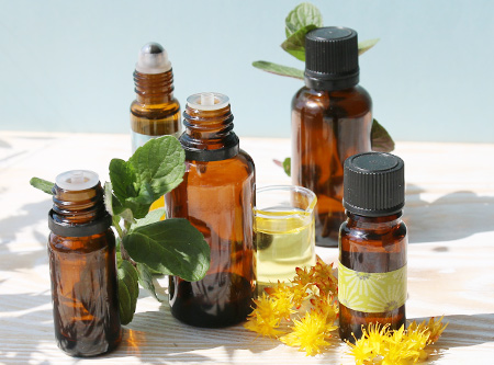 Comment faire passer migraine et mal de tête avec les huiles essentielles ?